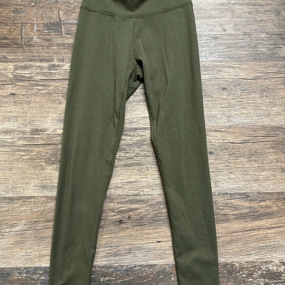 Aerie Olive Green Leggings - Picture 1 of 3